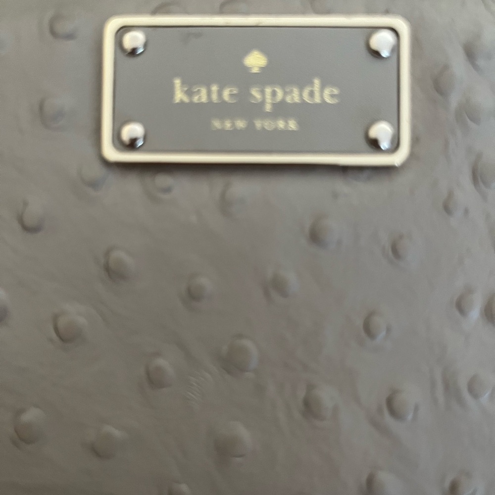 KATE SPADE ♠️  KAY STREET NEDA CONTINENTAL WALLET IN LEATHER AND COMOR SIDEWALK - Picture 3 of 14